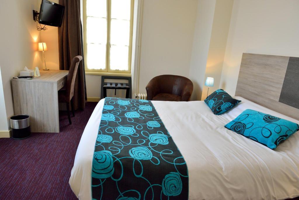 Logis Hostellerie De L'Abbaye Celles-sur-Belle ภายนอก รูปภาพ