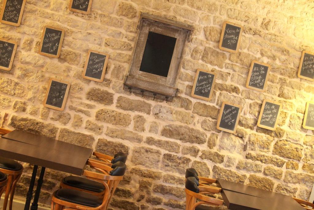 Logis Hostellerie De L'Abbaye Celles-sur-Belle ภายนอก รูปภาพ